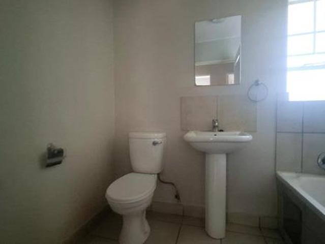 Flat for sale in Mbombela (Nelspruit), Mbombela