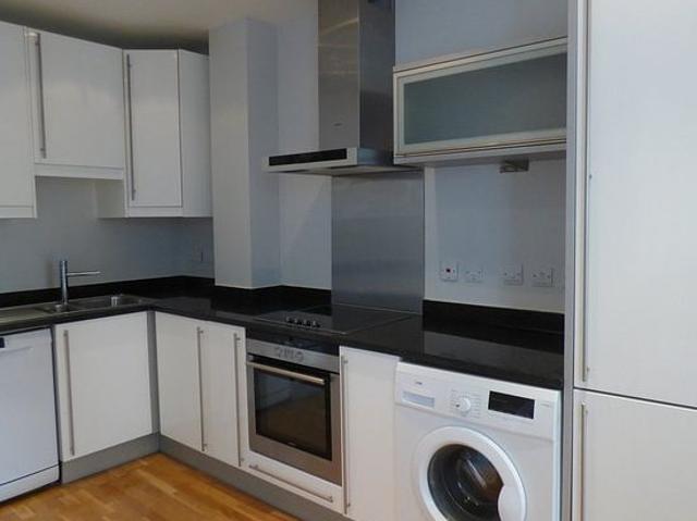 Apartment for rent in Calderstones