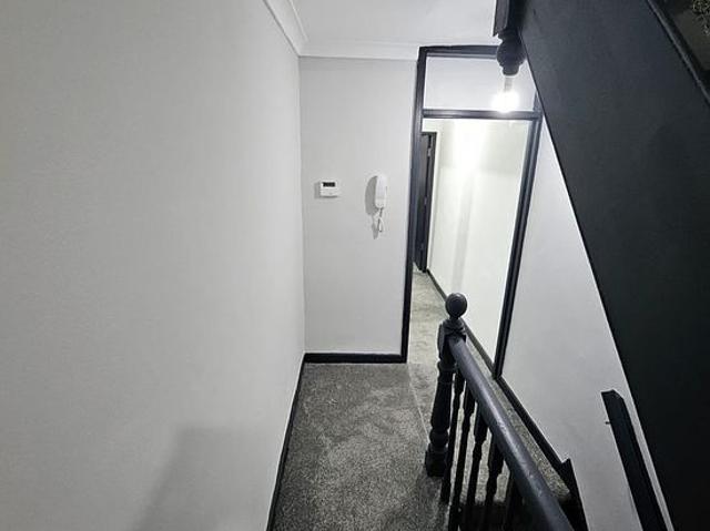 Apartment for rent in Elm Park, Calderstones