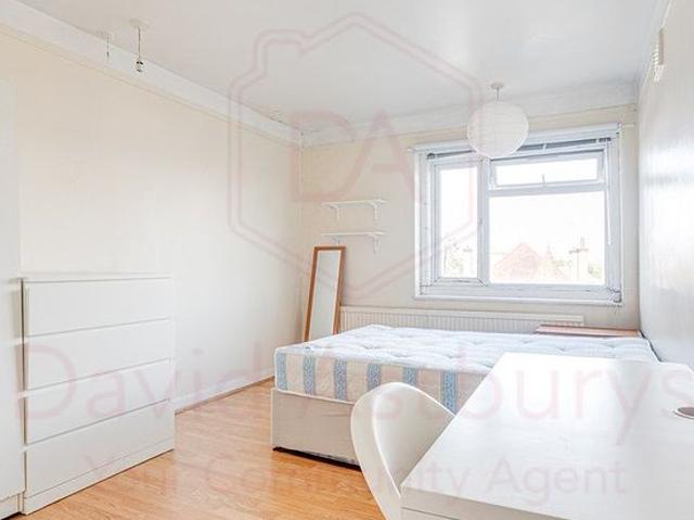 Apartment for rent in Church End, Greater London