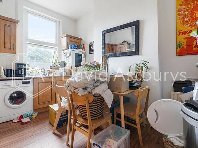 Apartment for rent in Highbury, Greater London