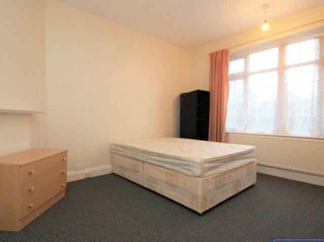 Apartment for rent in London Borough of Barnet, Greater London
