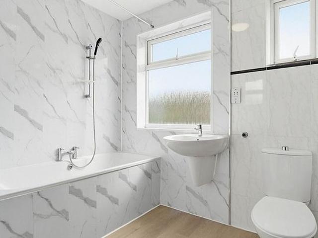 Apartment for rent in London Borough of Ealing, Park Royal