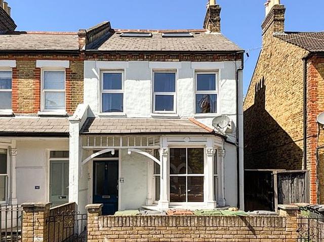 Apartment for rent in London Borough of Lewisham, Ladywell