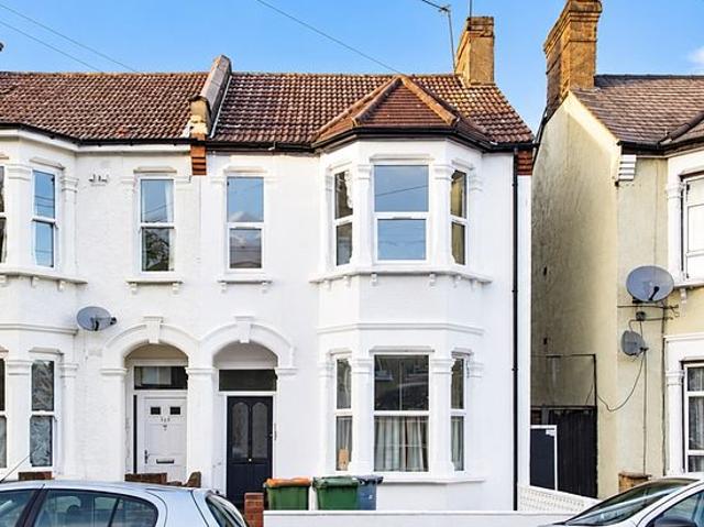 Apartment for rent in Walthamstow Village, Greater London