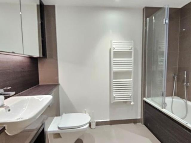 Apartment for rent in East Greenwich, Greater London