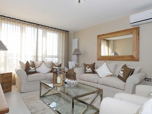 Apartment for rent in Belsize Park, Greater London