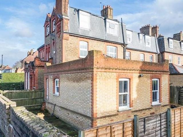 Apartment for rent in Streatham Hill, Greater London