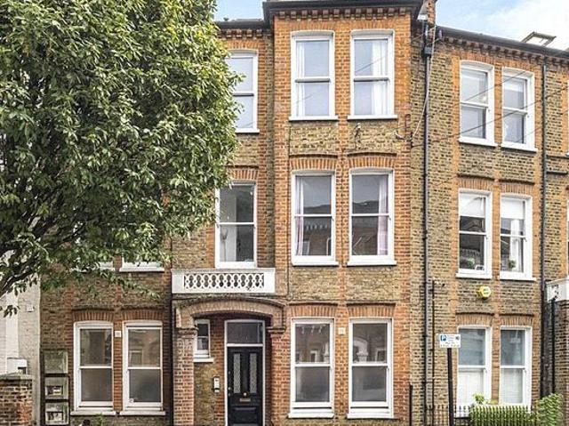 Apartment for rent in Clapham, Greater London