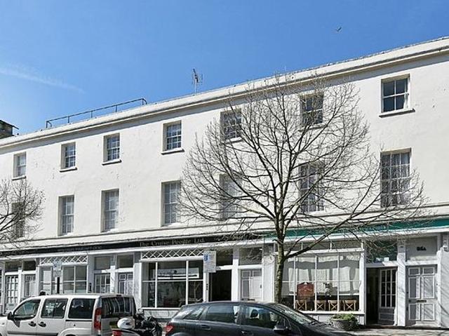 Apartment for rent in Marylebone, Greater London
