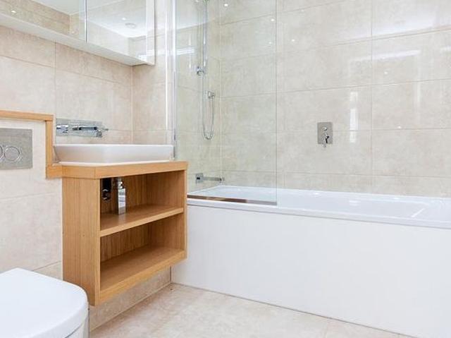 Apartment for rent in St. John's Wood, Greater London