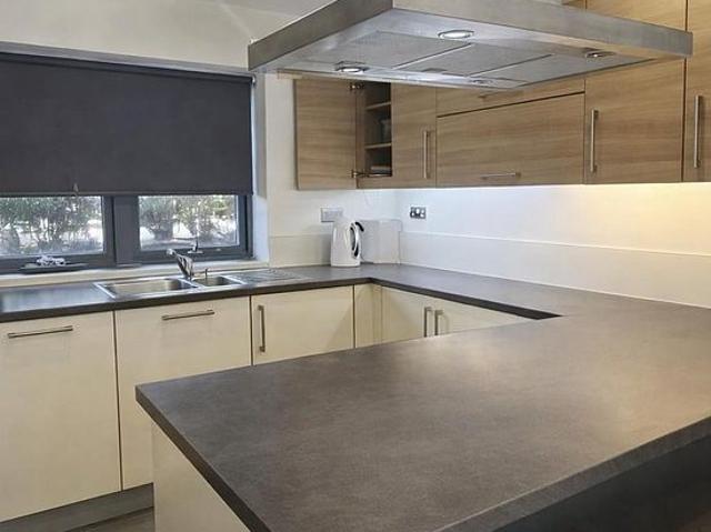 Apartment for rent in Mile End, Greater London