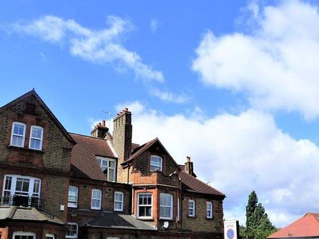 Apartment for rent in London Borough of Lambeth, Greater London