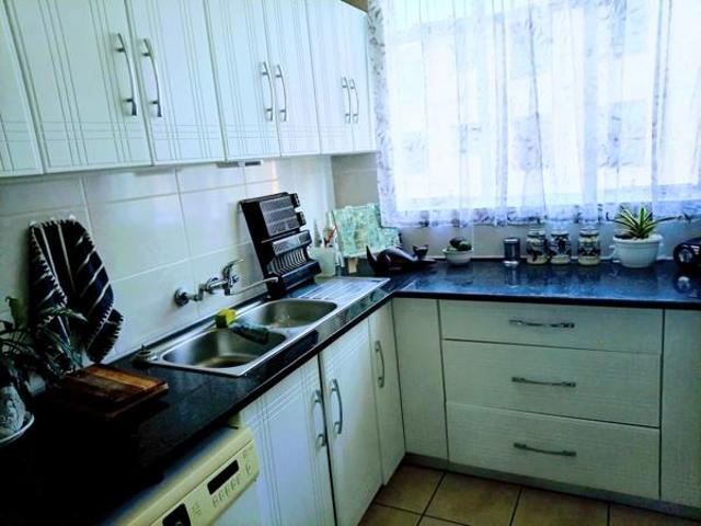 Flat for sale in Ugu District Municipality, Kwazulu-natal