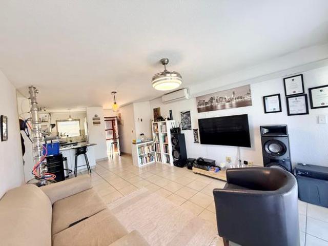 Flat for rent in UMhlathuze Municipality, Kwazulu-natal