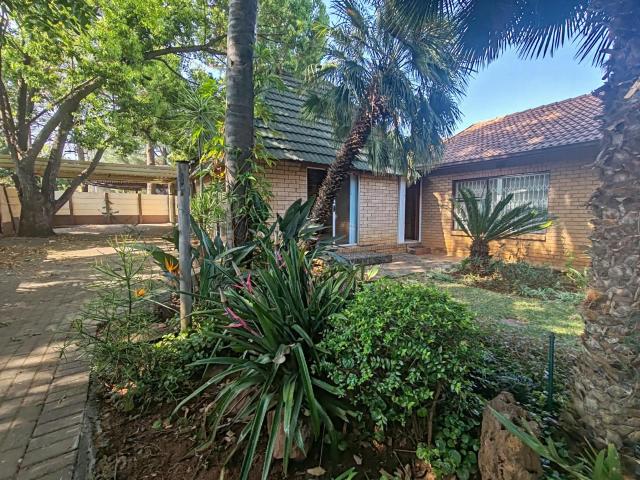 House for rent in Hartbeespoort Dam Nature Reserve, North West