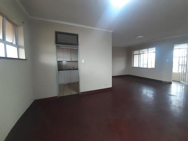 Flat for rent in Seaview, Kwazulu-natal