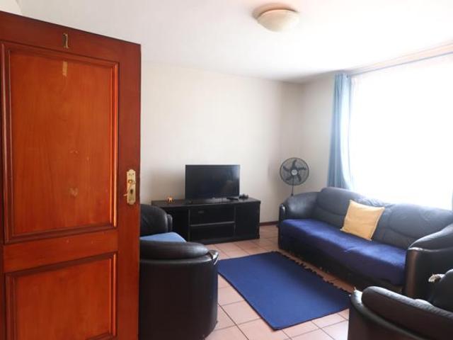 Flat for rent in Ekurhuleni, Gauteng