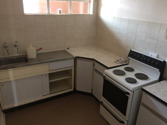 Flat for rent in Waterkloof, Gauteng