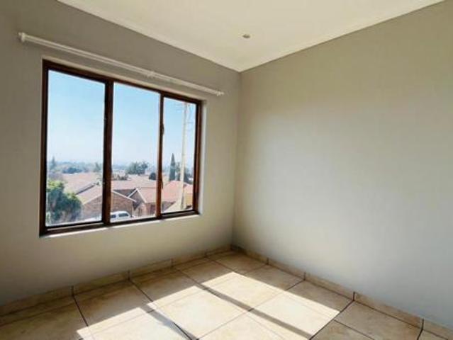 Flat for rent in eMalahleni, Emalahleni Local Municipality
