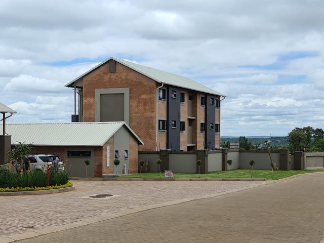 Flat for sale in Roodeplaat Dam, Gauteng