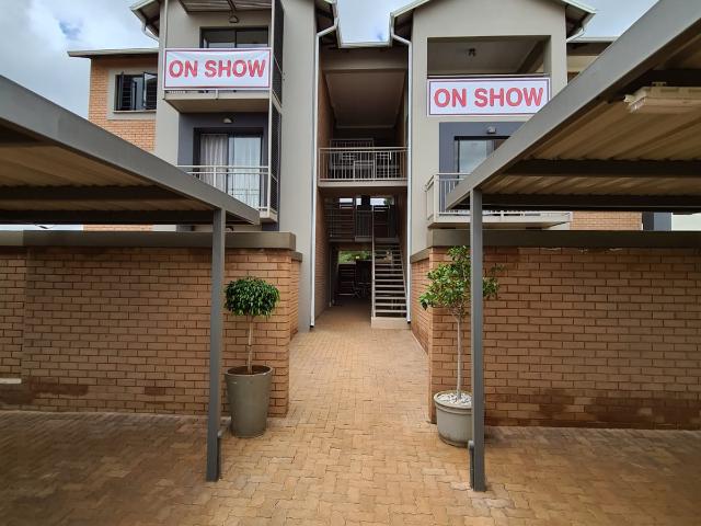 Flat for sale in Roodeplaat Dam, Gauteng