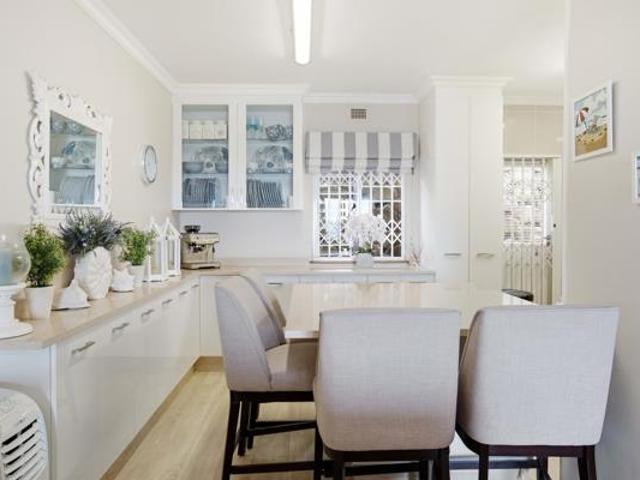Flat for sale in Ugu District Municipality, Kwazulu-natal