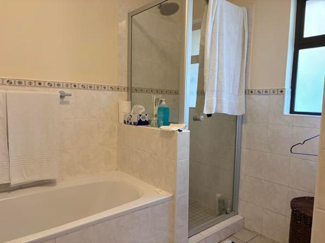 Flat for sale in Ugu District Municipality, Kwazulu-natal