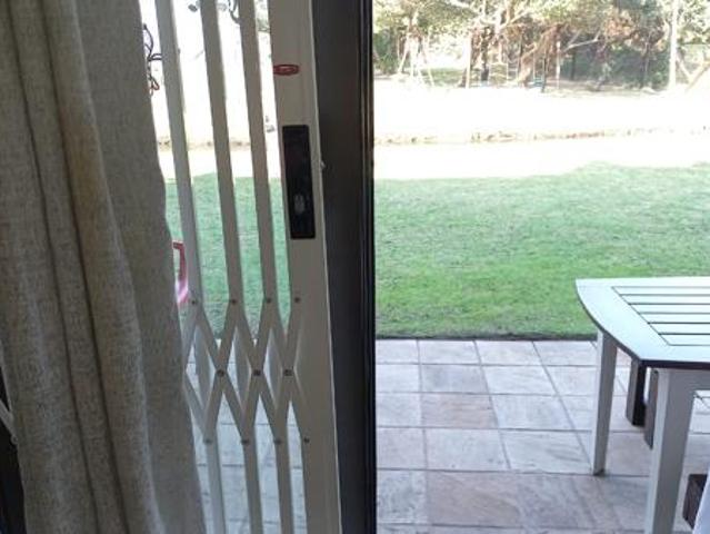 Flat for sale in Ugu District Municipality, Kwazulu-natal