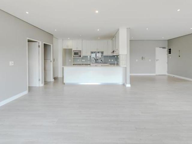Flat for sale in Cape Town, Western Cape