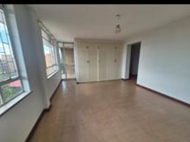 Flat for rent in Waterkloof, Gauteng