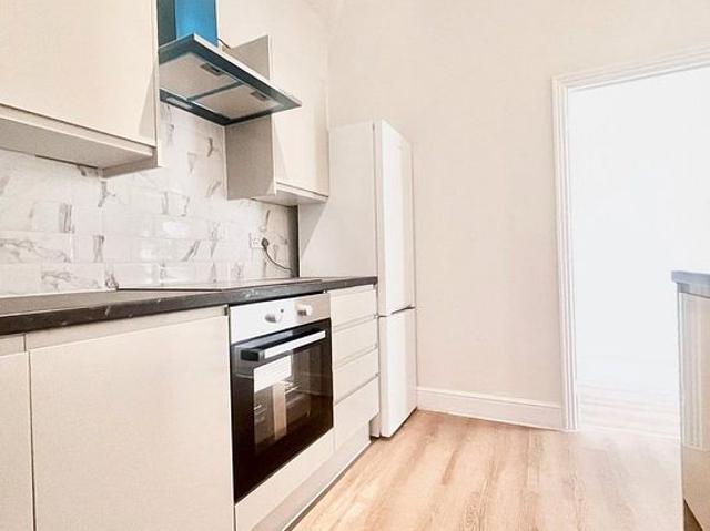 Apartment for rent in London Borough of Richmond upon Thames, Greater London