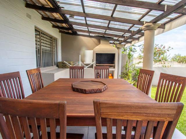 Flat for rent in Ugu District Municipality, Kwazulu-natal