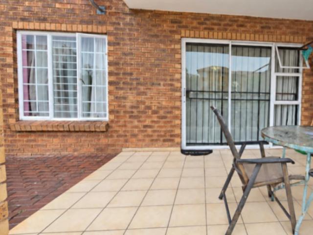 Flat for sale in Centurion, City of Tshwane Metropolitan Municipality
