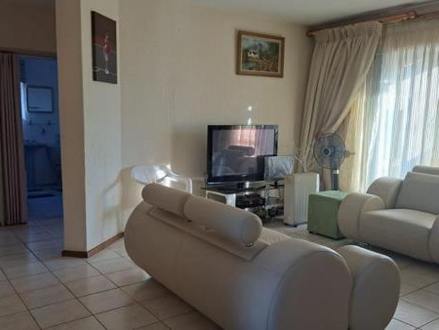 Flat for sale in Sedibeng, Gauteng