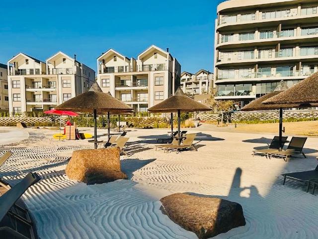 Flat for sale in Alexandra, Gauteng