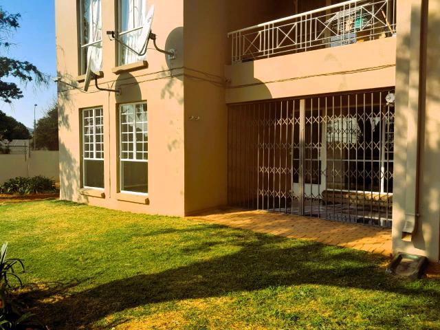 Flat for sale in Roodepoort
