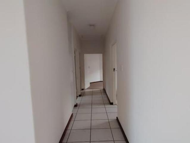 Flat for sale in Umdloti, Kwazulu-natal