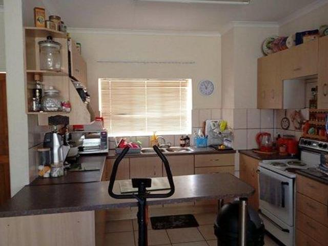 Flat for rent in White River, Mbombela