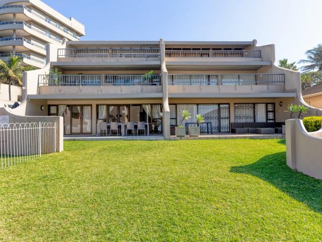 Flat for sale in Ballito