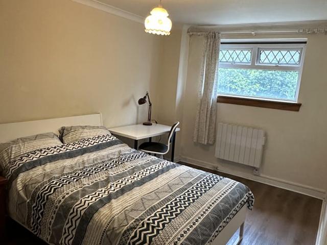 Apartment for rent in Calton, Scotland