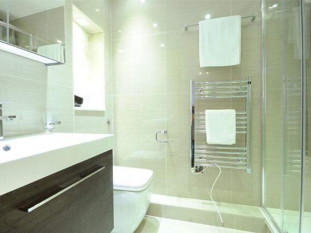 Apartment for rent in Belsize Park, Cat Hill