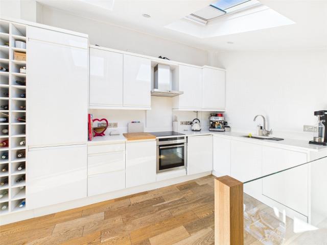 House for rent in London Borough of Richmond upon Thames, Greater London