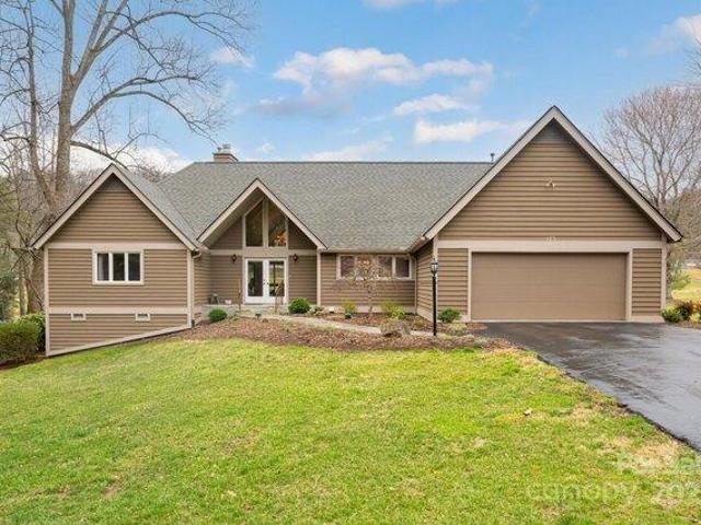 Condo for sale in Flat Rock, North Carolina