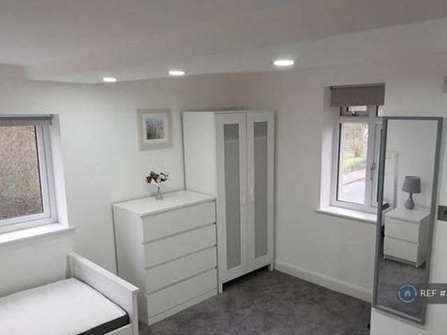 House for rent in Lyons, Greater London