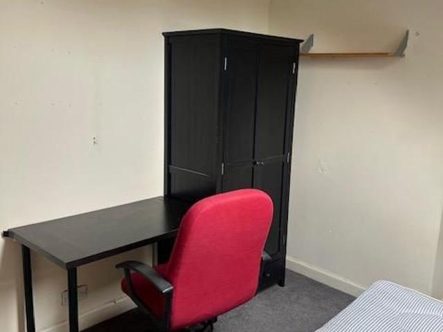 Room for rent in Maindy, Cardiff