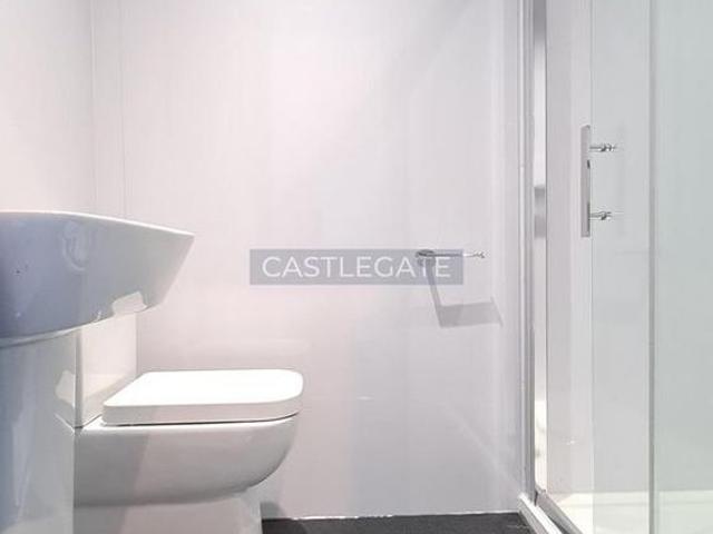 Room for rent in Highfields, Huddersfield