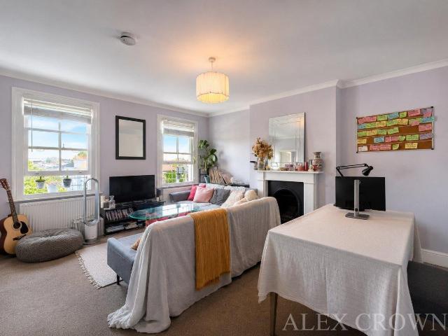 Apartment for rent in South Hampstead, Greater London