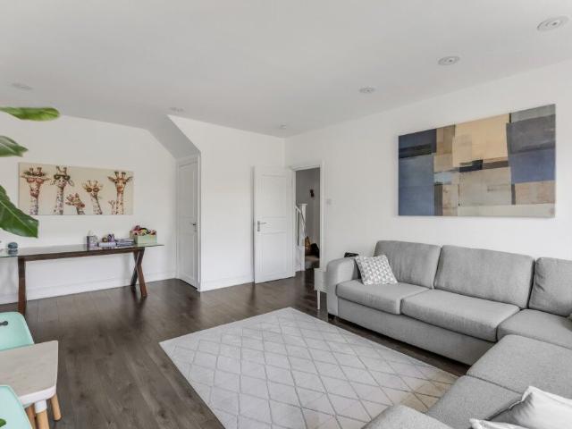Apartment for rent in South Hampstead, Greater London