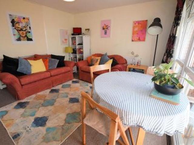 Apartment for rent in Hales Place, The Bridge